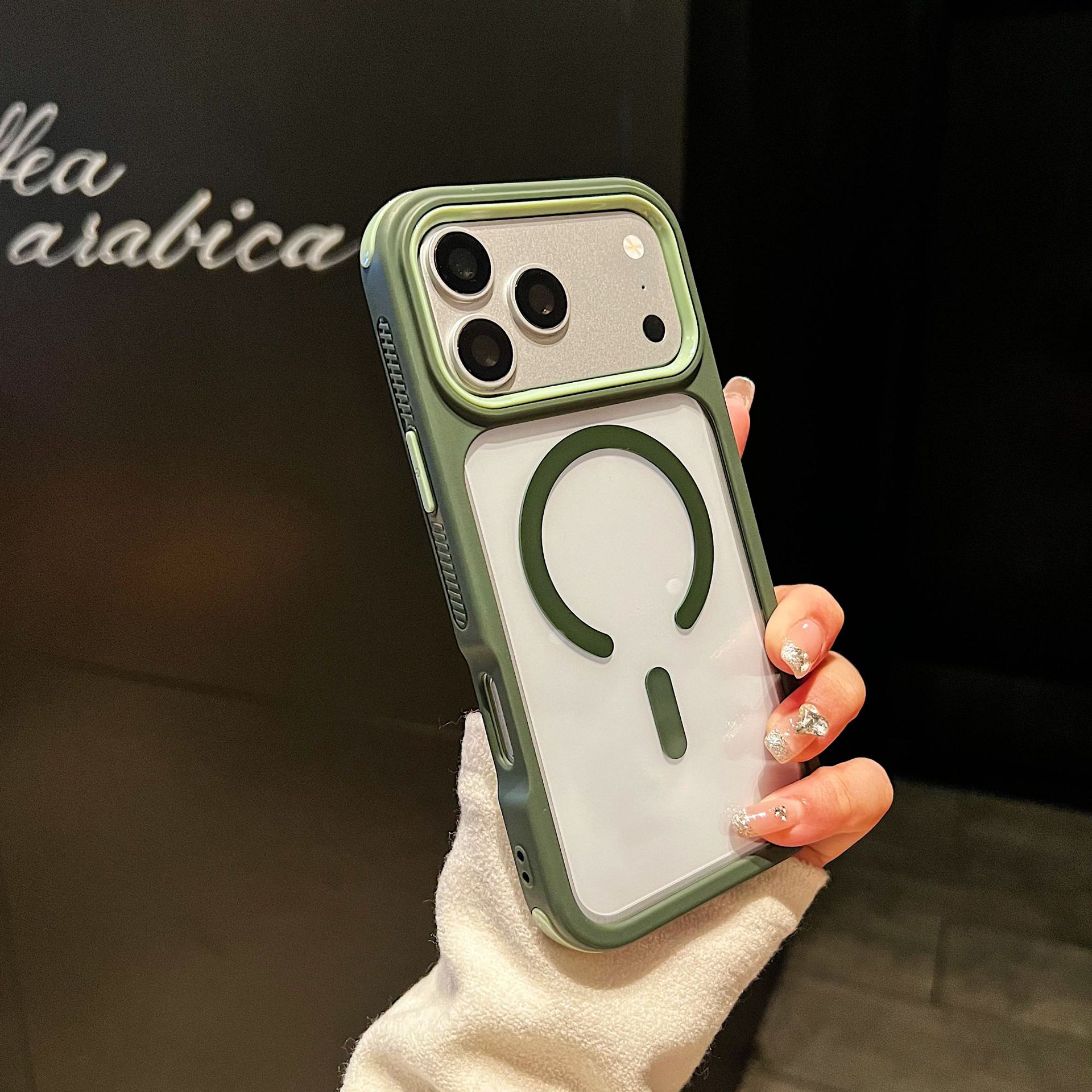 Cool 3 - en - 1 adsorción antideslizante para iPhone18PROMAX teléfono móvil Apple 17 caso anti-caída 13 image 12