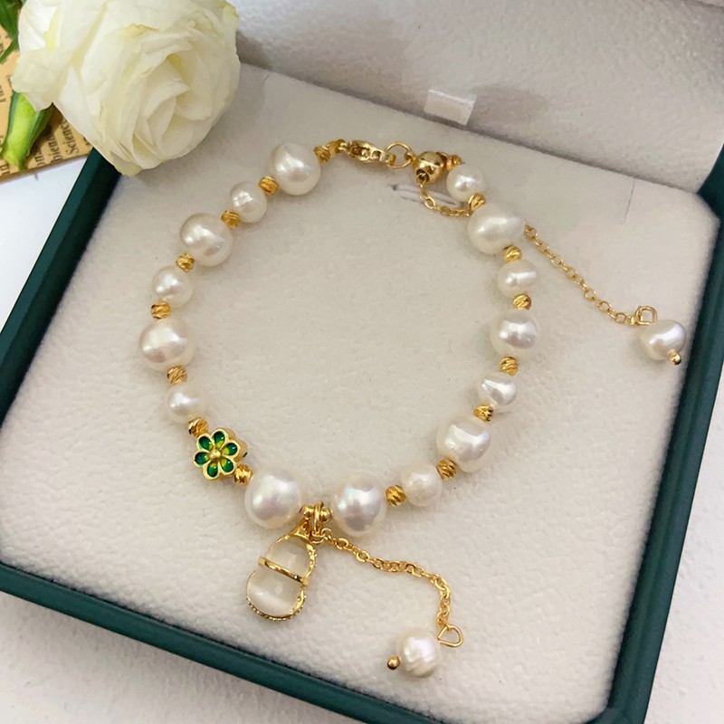 Elegant Geometric Pearl Copper Plating Bracelets