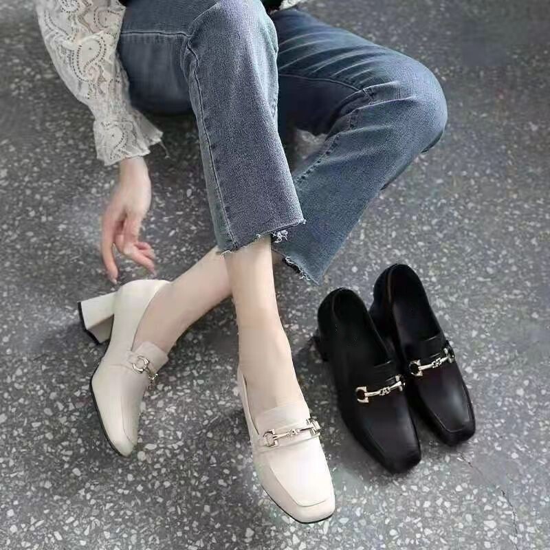 2026 Spring and Autumn Soft Leather Loafers for Women with Chunky Heels and Buckle, Mid-Heel Fashionable Versatile Comfortable Single Shoes for Women 2026 Spring and Autumn Soft Leather Loafers for Women with Chunky Heels and Buckle, Mid-Heel Fashionable Versatile Comfortable Single Shoes for Women