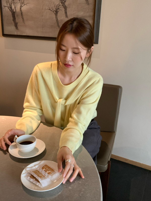 韩系圆领披肩假两件针织衫女秋季2025新款设计感宽松百搭长袖毛衣|undefined