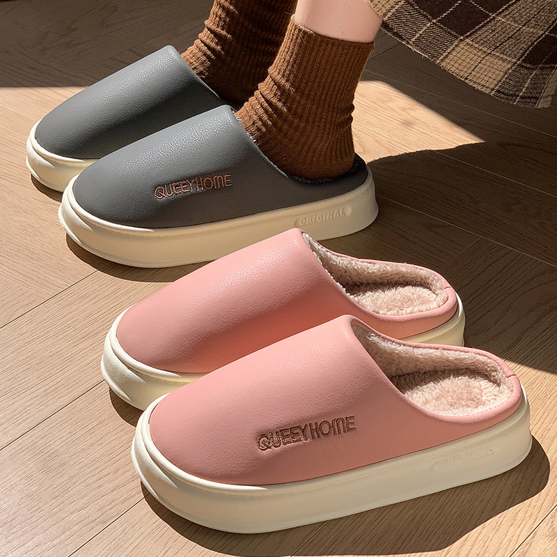 Pantofole in cotone autunno e inverno da donna per interni casa 2026 calde pantofole in peluche pantofole in cotone antiscivolo impermeabili per la casa con tacco
