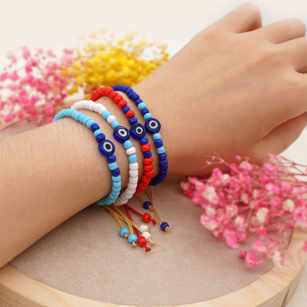 Ethnic Style Geometric Eyes Color Beaded Bracelet Nihaojewelry display picture 12