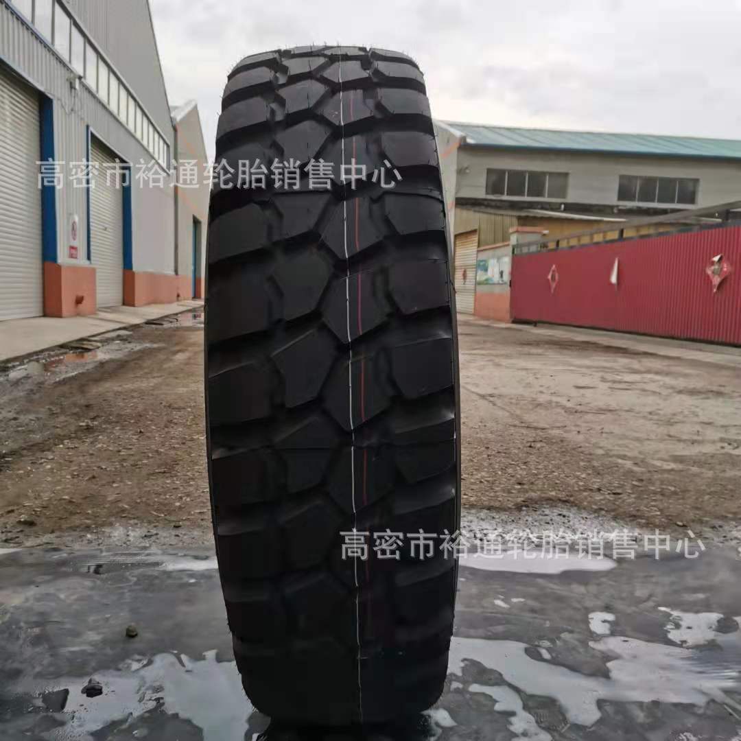 卡车钢丝轮胎1400R20 16.00r20 越野块花轮胎12.5r20 可配钢圈