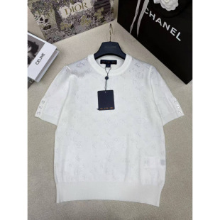 ���͸߶�Ů�b 26�¿�L����ĸ�U����ڼ~���b��@��ᘿ������Ʒ�|