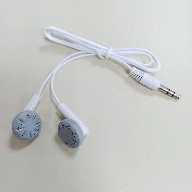Factory special price low price processing cheap foreign trade earplugs mp3/mp4 headphones gifts wired without wheat Factory special price low price processing cheap foreign trade earplugs mp3/mp4 headphones gifts wired without wheat