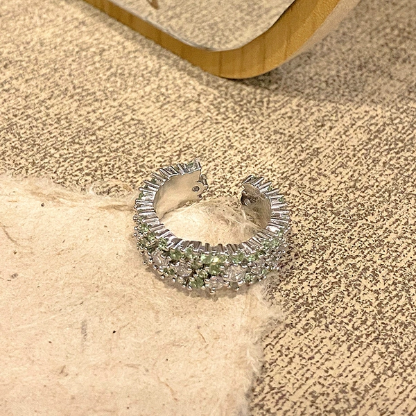 One size ring