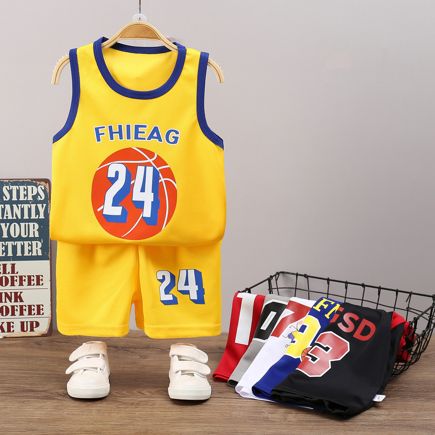Children's vest suit summer sports uniforms for boys, medium and large children's shorts and ball clothes, baby quick-drying children's clothing wholesale