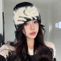 可爱毛绒小猫咪针织帽女韩版时髦百搭冷帽秋冬护耳毛线帽子包头帽