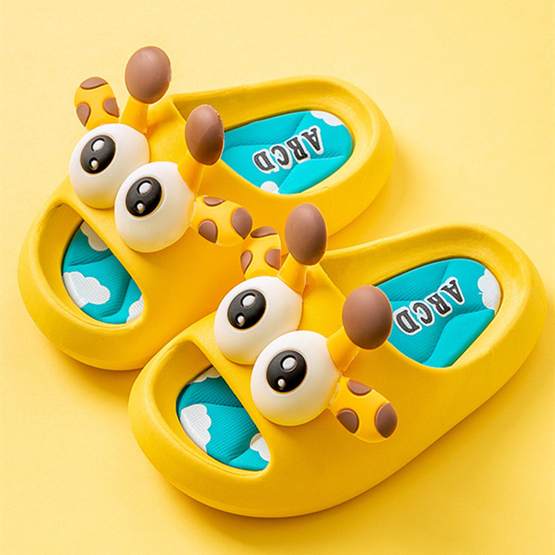 Children's Slippers Men's 2026 New Outer Wear Summer Non-Slip Home Indoor Baby Little Boy Girl Slippers