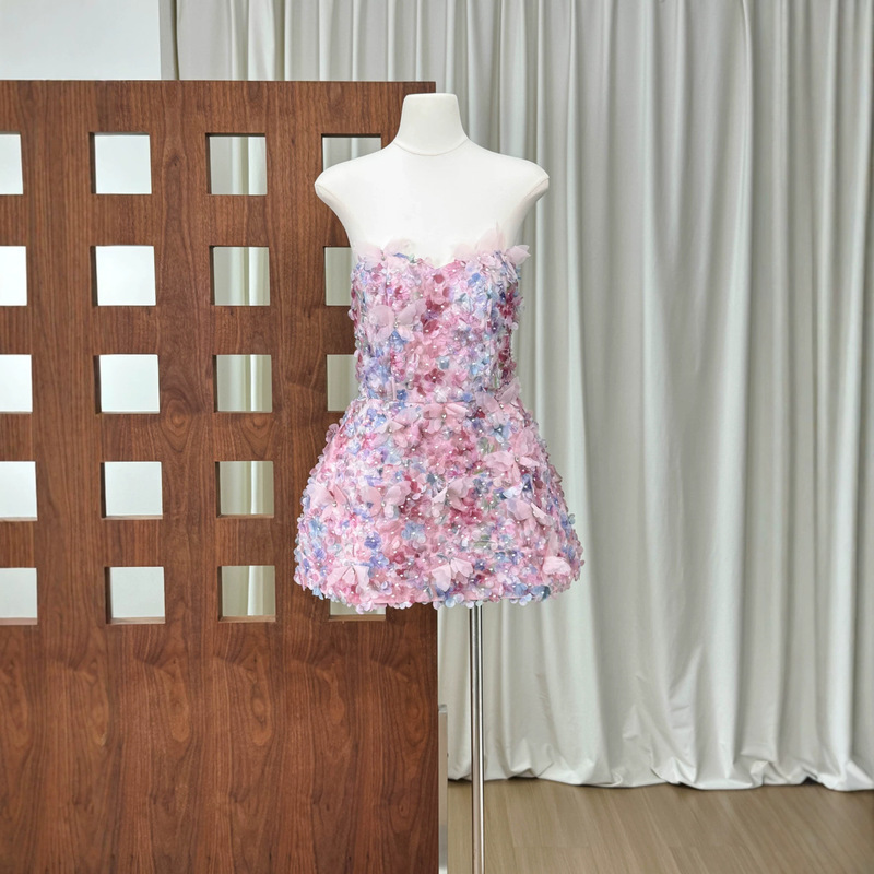 Strapless dress in French style, Miu-style socialite party birthday dress, elaborate three-dimensional floral bodycon dress