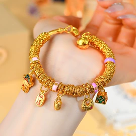 手链;手串;挂饰挂件