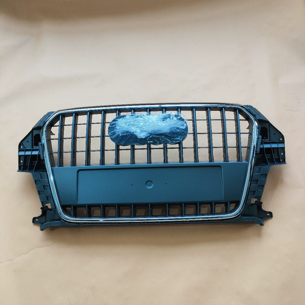 Подходит для Audi Q3 2012-2015 гг., решетка радиатора, воздухозаборная решетка 8U0853651H1QP