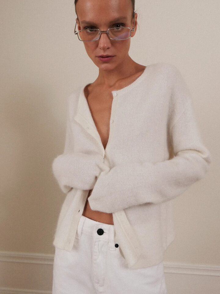 Áo cardigan len nữ cổ tròn dáng rộng cài khuy một hàng, dài tay, phong cách thanh lịch — Màu trắng, Xanh bạc hà, màu xám chi tiết 34