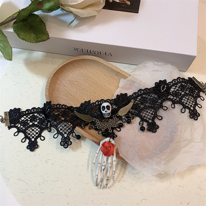 Vintage Schwarze Spitzenkette Mit Skeletthand Und Gothic Ohrringe_voghion.com