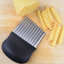 不锈钢波浪土豆切刀 狼牙土豆切波纹薯片刀薯格花刀土豆切片器