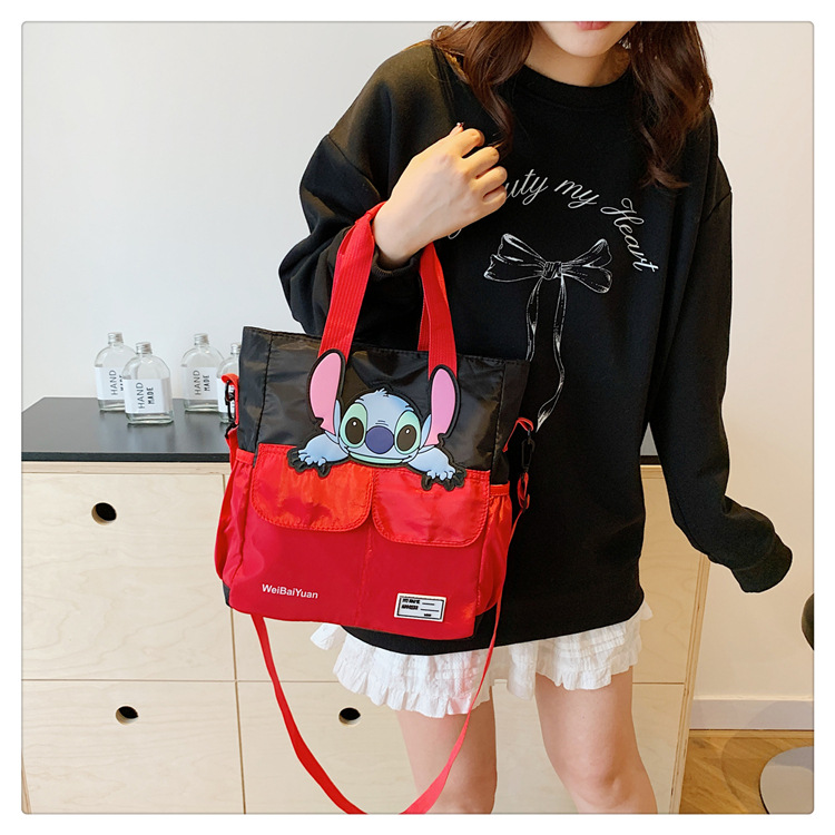 A new, versatile, large-capacity single-shoulder crossbody bag with a cute and girlish heart for student tutoring in the Korean version of Instagram undefined
