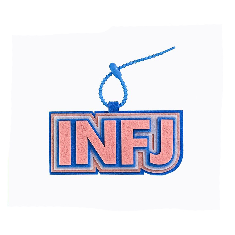 INFJ [광고자]; 약 12x5.2cm