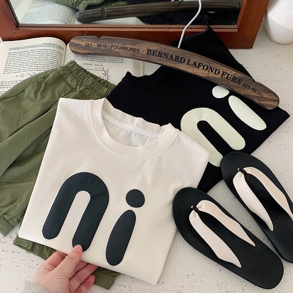 Summer clothing