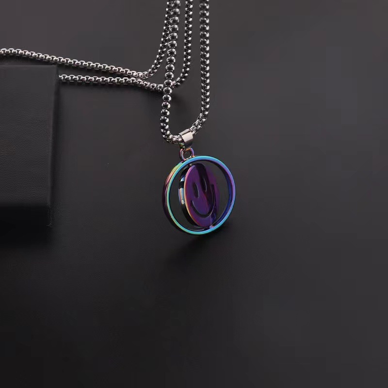 Rotating Smiling Face Double Faced Expression Necklace For Unisex_voghion.com