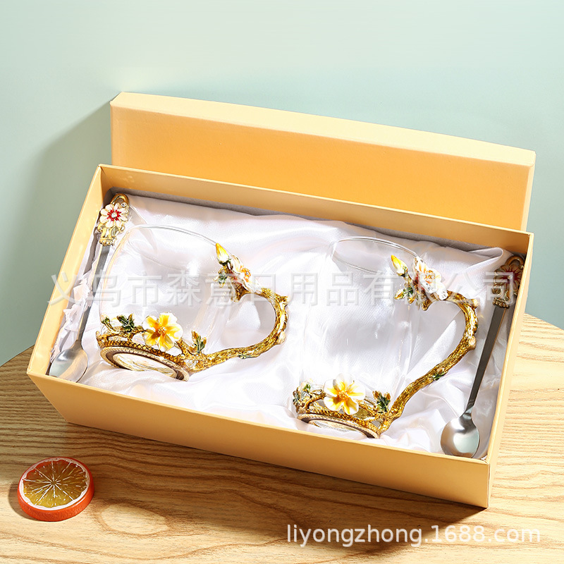 Esmalte taza de agua de color flor creativa taza de té taza de jugo taza de vidrio de cristal resistente al calor taza de café taza de pareja de gama alta regalo de la taza