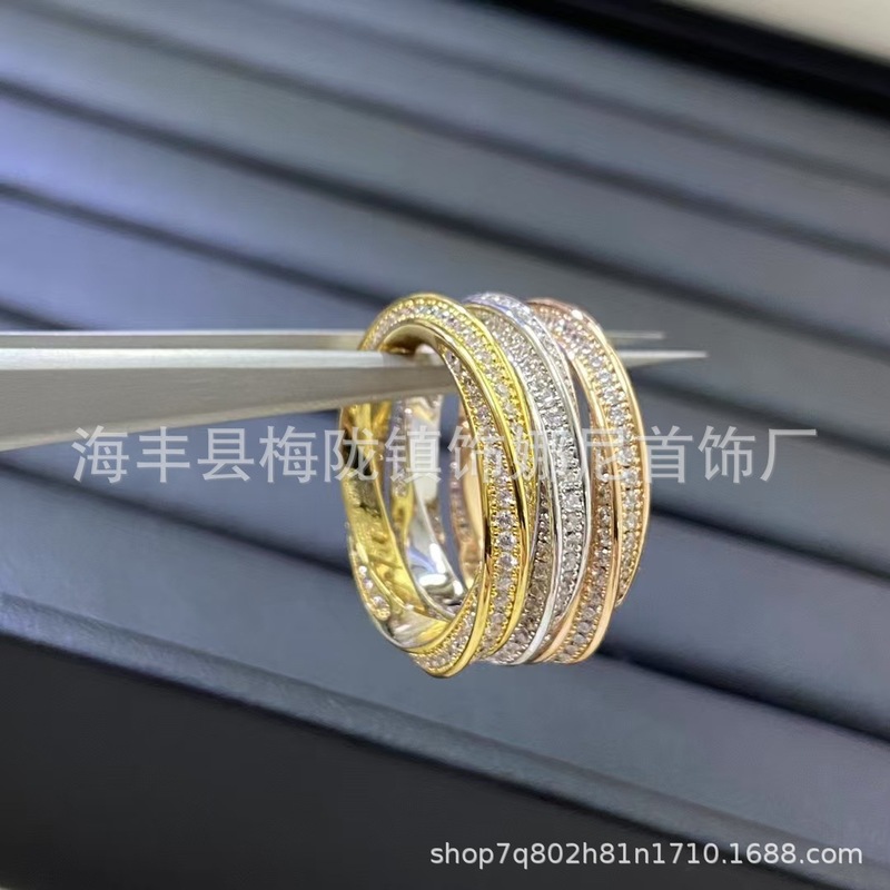 Live Supply of V Gold Twisted Rope Möbius Men's and Women's Spiral Full Diamond Cross Ring Douyin Xiaohongshu Couple's Same