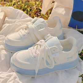 2025夏季多巴胺鞋女款厚底小白鞋ins风百搭高颜值校园板鞋子女