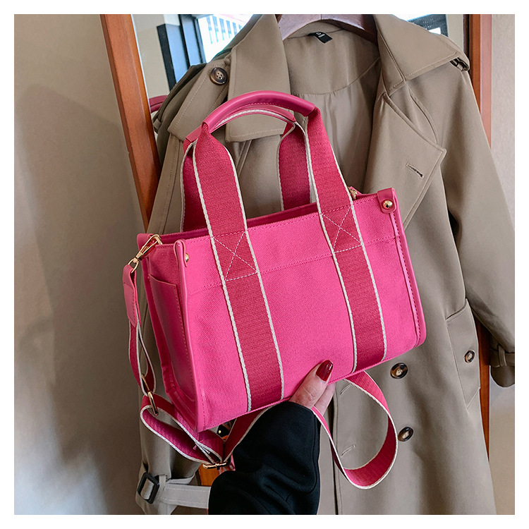 Bolso de lona de gran capacidad para mujer 2024 nuevo estilo coreano simple bolso de mensajero de un solo hombro bolso de viaje casual