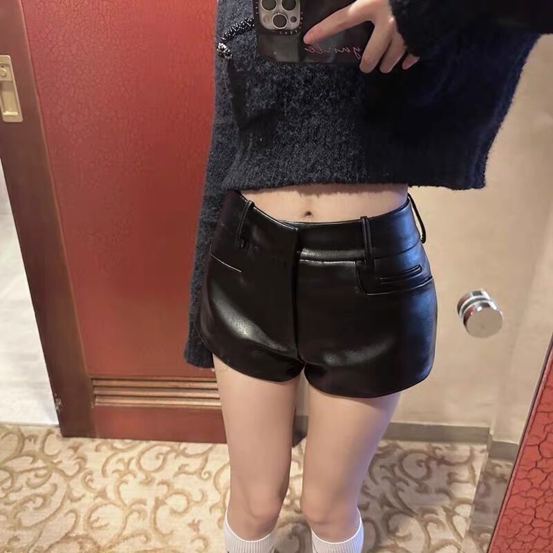 2025 Autumn Fake Pocket Design Slimming Leg-Hugging Pu Leather Versatile European and American Style Hot Girl Shorts