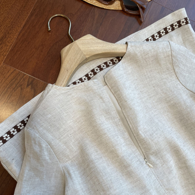 Japanese Island Style! Stunning and Elegant, Ethnic Style Embroidered Linen Lyocell Loose Straight Dress for Women Japanese Island Style! Stunning and Elegant, Ethnic Style Embroidered Linen Lyocell Loose Straight Dress for Women