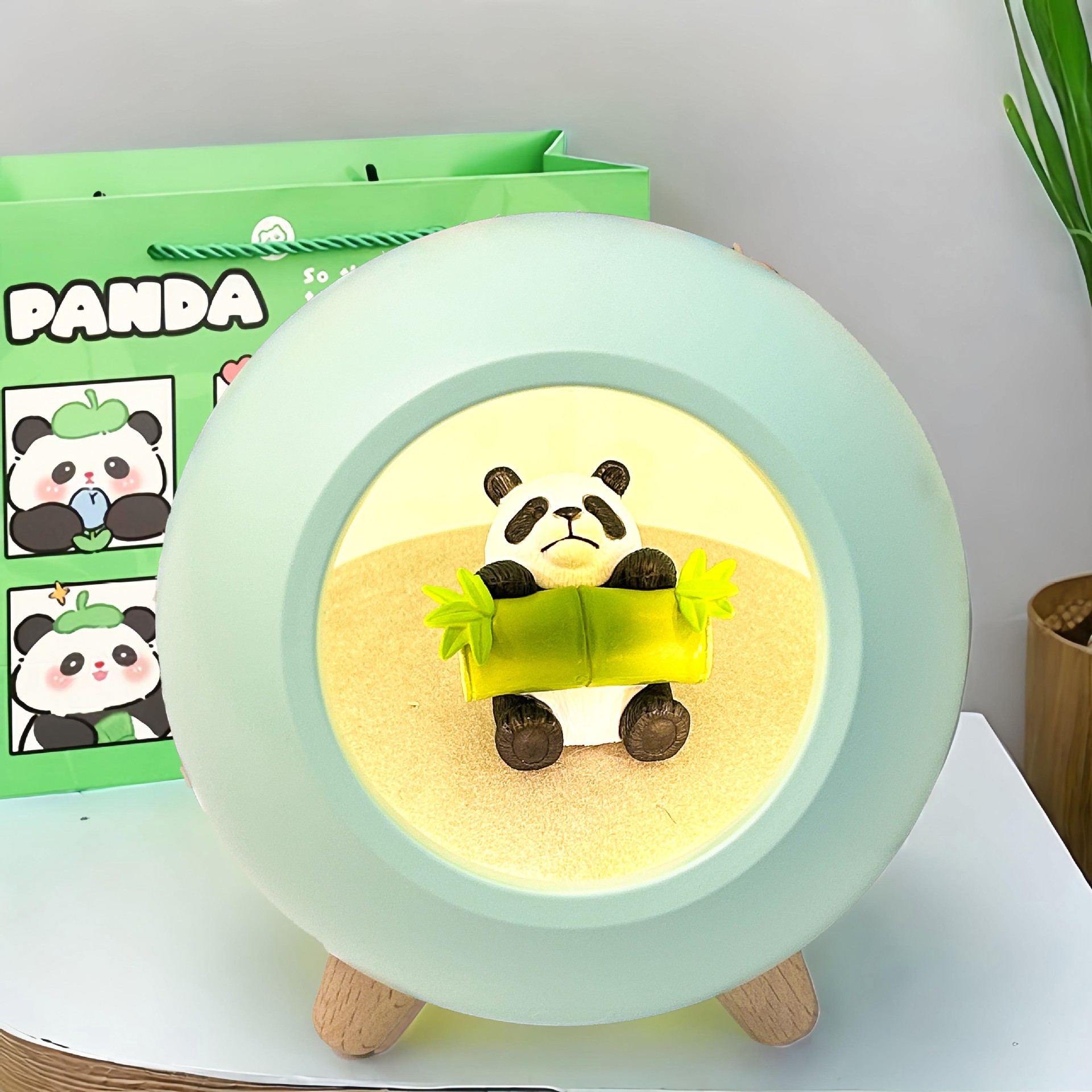 Children's night light for friend