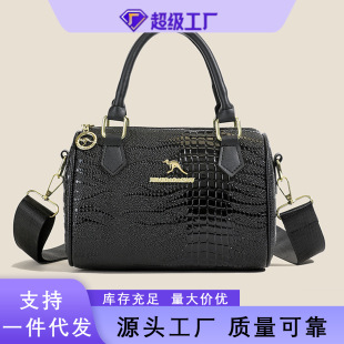 Cross-Border Boston Bag Crocodile Pattern 2025 New Fashionable Simple Urban Niche Shoulder Crossbody Handbag Women's Bag