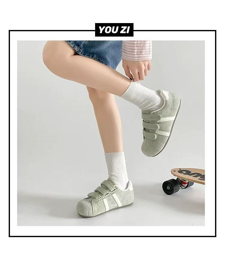 2026 primavera y otoño nueva moda versátil zapatos de skate deportivo casual nicho zapatos de entrenamiento de la ley retro velcro zapatos de pan