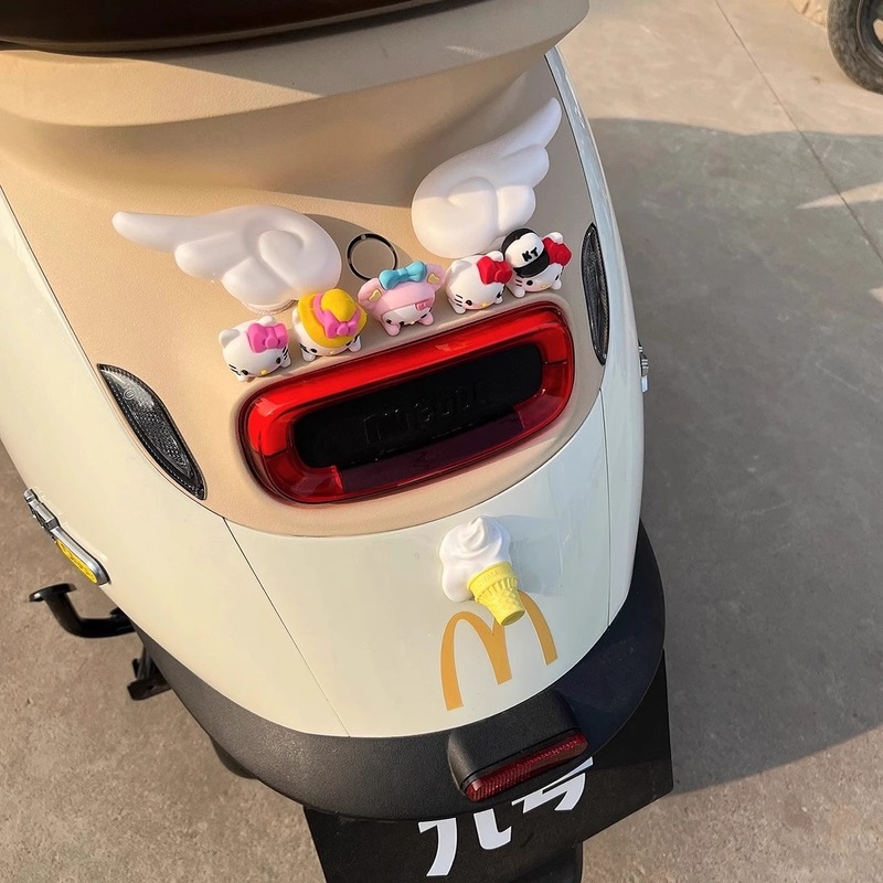 kt 猫電気自動車装飾テール小さな装飾品漫画かわいい人形 No.9 バッテリー車 hellokitty ユニバーサル|undefined
