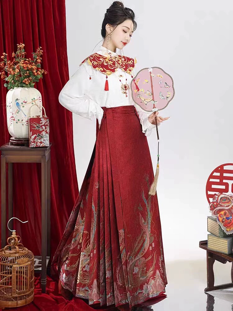 Новое свадебное платье с красной лошадью на Новый год, китайское вышитое платье с облачными плечами, ежедневное помолвка, новое китайское платье с лицом лошади