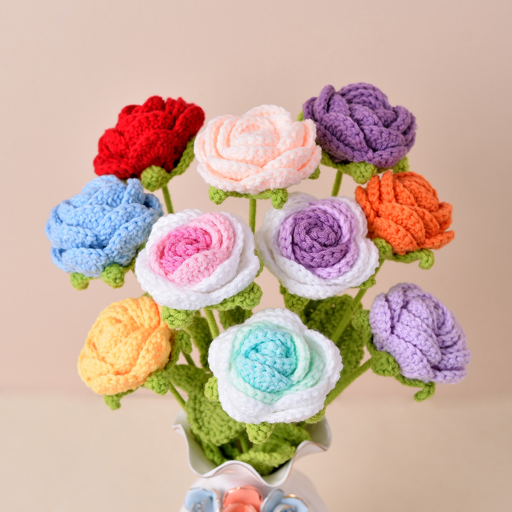 Rosas tejidas a mano terminadas flores artificiales flores tejidas flores hechas a mano flores de bricolaje lana tejido ramo de ganchillo casero