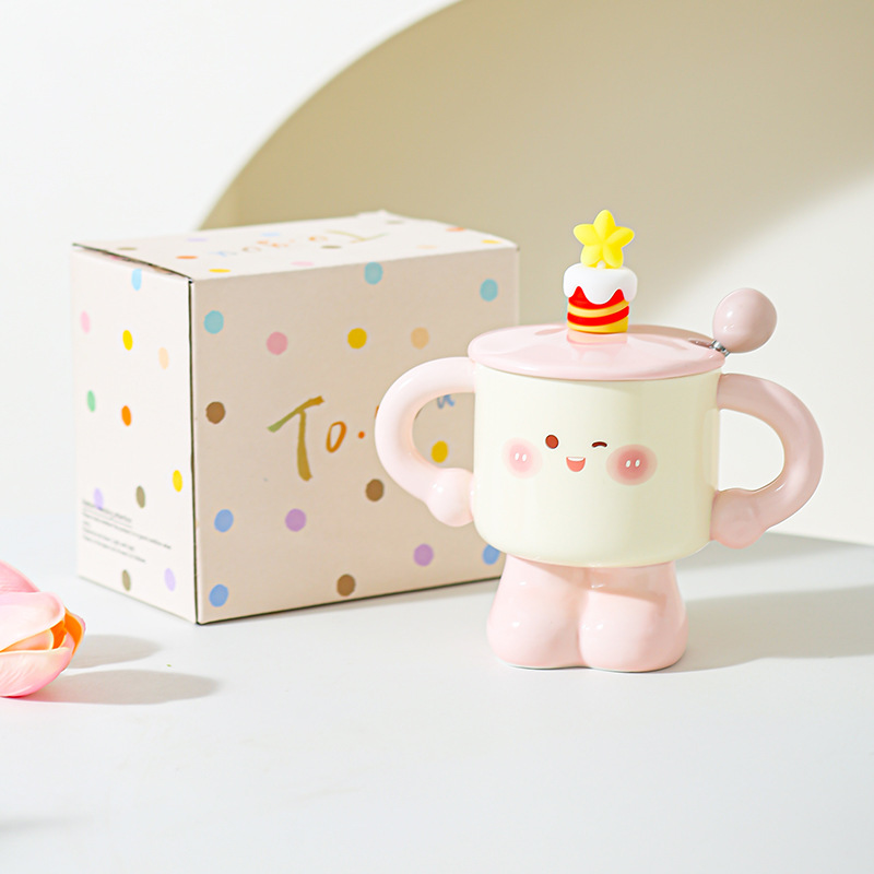 Taza de cerámica creativa con cubierta de cuchara taza de marca pequeña taza encantadora regalo de cumpleaños para chicas y niños taza de leche