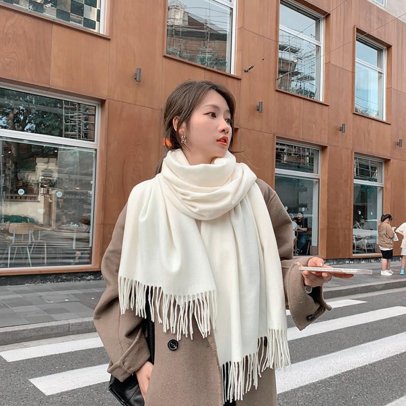 cashmere demi-season scarf