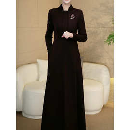 时尚洋气保暖加绒收腰显瘦A字裙秋冬新款轻奢高档遮肉连衣裙7959