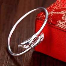 电镀925银原创设计马蹄莲开口手镯复古手环送520情人节礼物送女友
