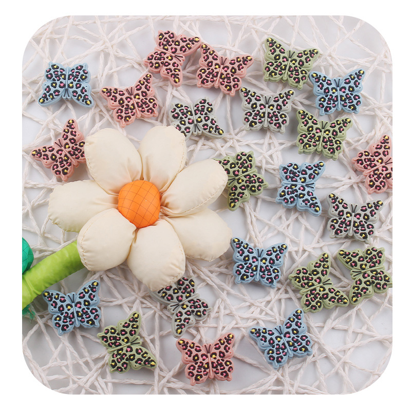 Productos creativos para bebés de bricolaje animales de dibujos animados mariposa joyería de silicona tesoro cadena de pezón molar dientes dientes accesorios de pulsera