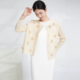 连衣裙;女式T恤;时尚休闲套装