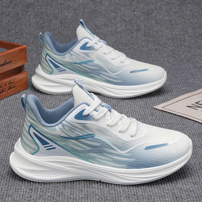 Zapatos de hombre de verano nuevos zapatos de malla transpirables, zapatos de hombre antideslizantes y resistentes al desgaste para correr al aire libre zapatos casuales