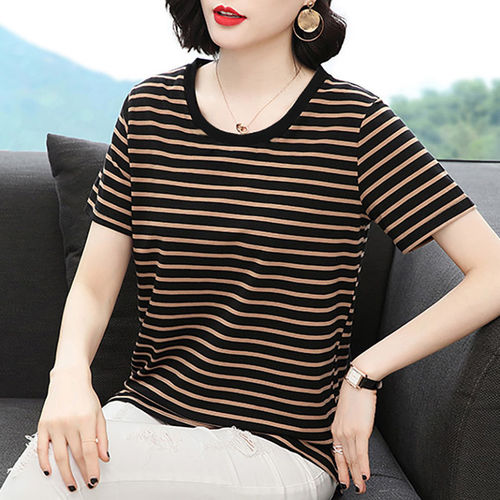 Korean short-sleeve T-shirt for women, summer striped small top for middle-aged mothers, slimming, stylish, versatile, loose-fitting top