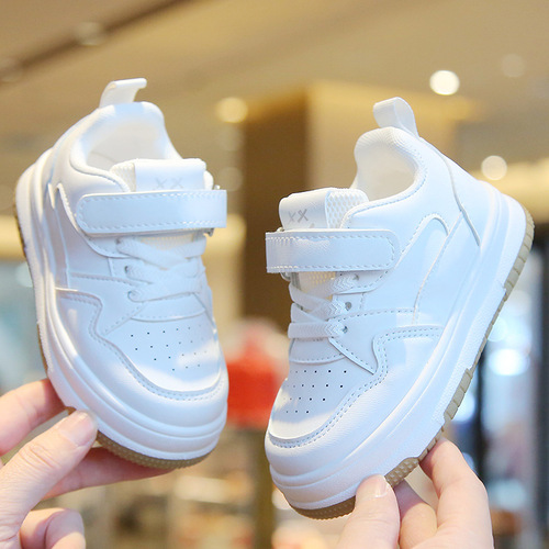 Children's small white shoes spring and autumn 2026 girls 'sneaker non-slip light boys' skate shoes soft-sole baby casual shoes