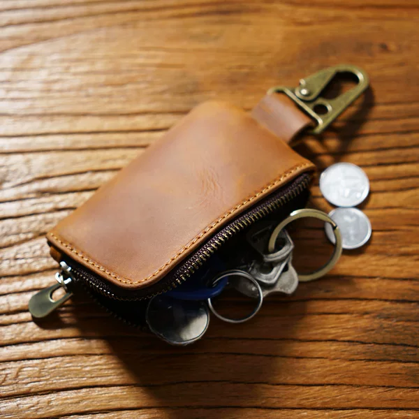 New Japanese Youth Cowhide Small Coin Purse Portable Zipper Storage Bag Bluetooth Headset Bag Keychain Protective Cover