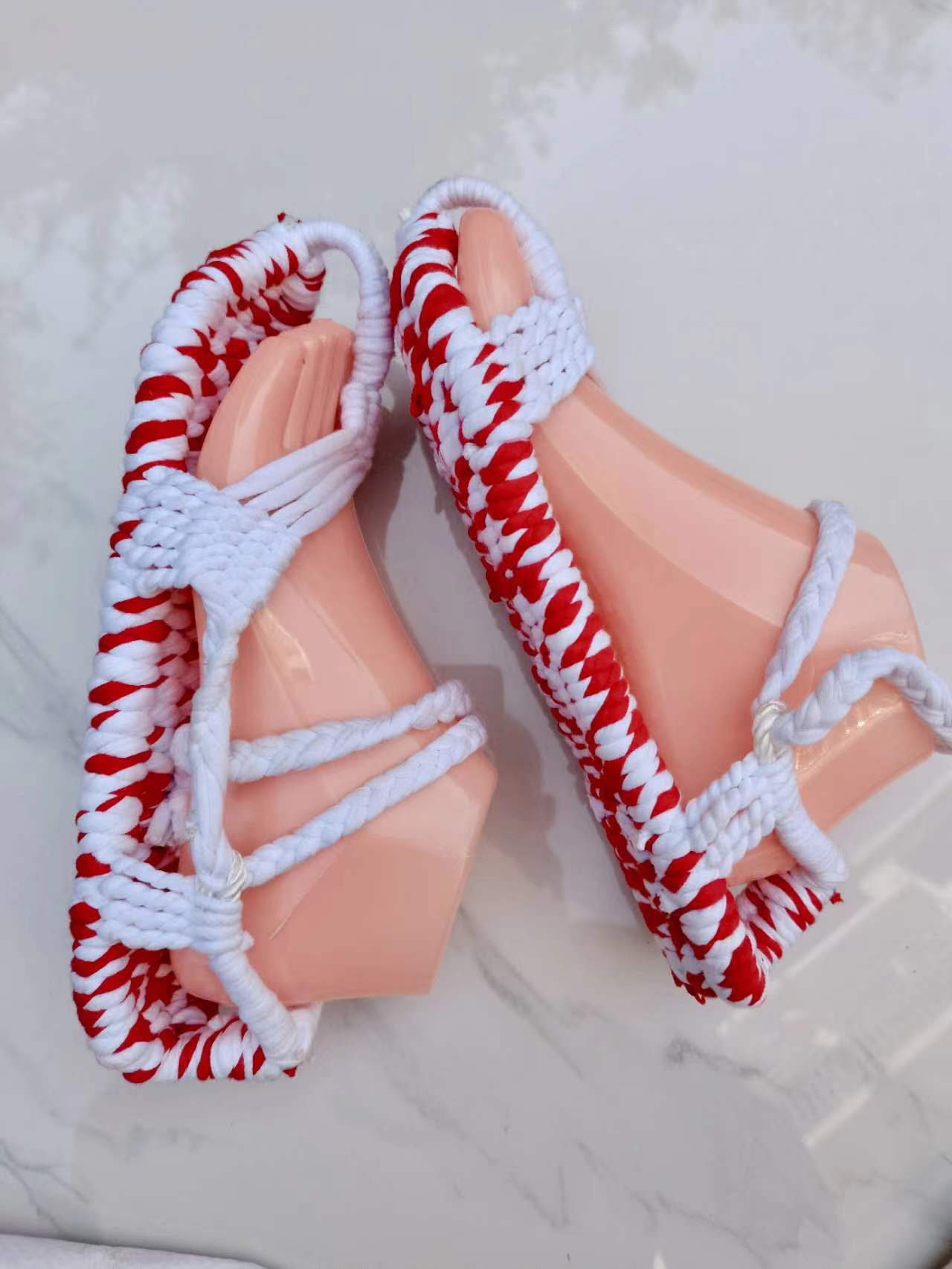 빨간색과 흰색 잡색