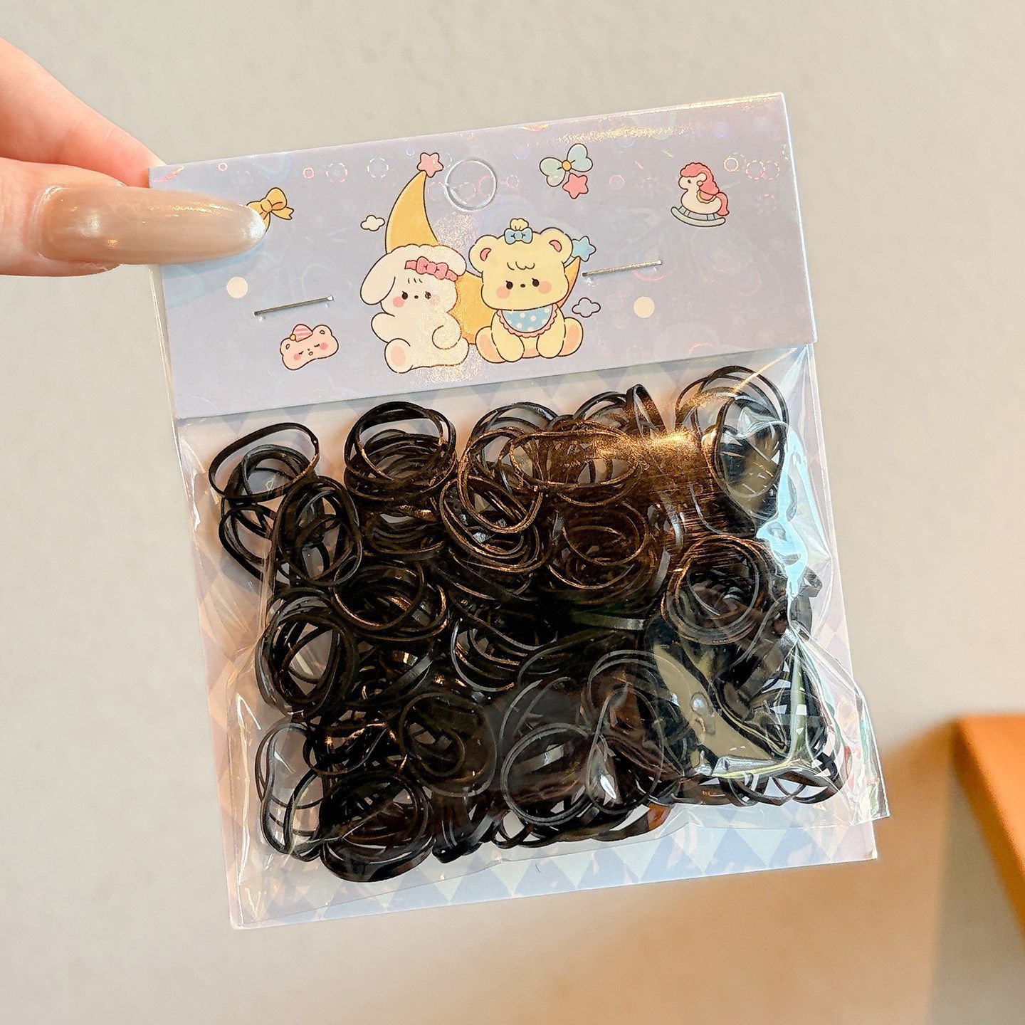 6# black hair rope (about 200 pieces) diameter about 1.5cm, width about 0.2cm