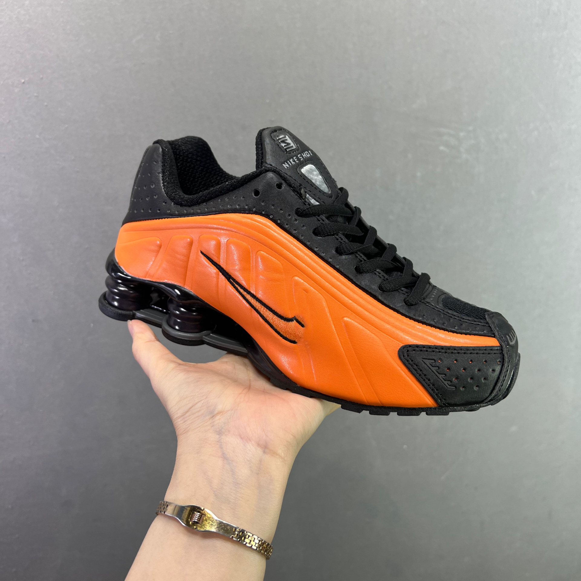 Tenis de Running con Cámara de Aire SHOX R4 Malla y Caucho Transpirable, Antideslizante para Correr y Deportes