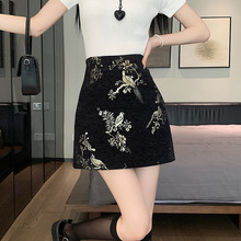 2024春夏新中式国风时尚设计感喜鹊烫金印花包臀a字半身短裙