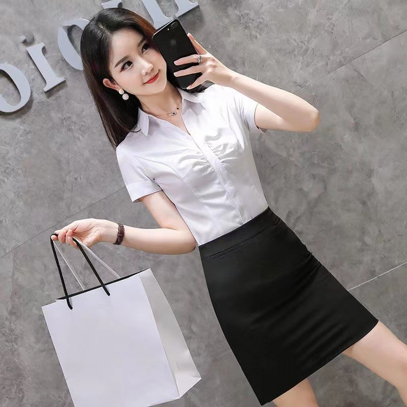 Stylish and elegant professional women's suit, new summer 2023 style, short-sleeved skirt suit, formal work uniform for receptionists and baristas.